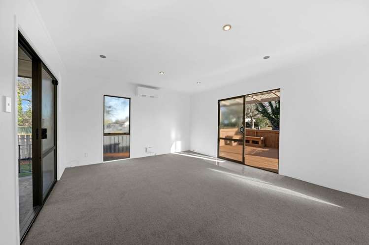 6 Redcrest Avenue Red Hill_5