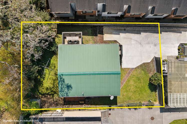 13A Stottholm Road Titirangi_13