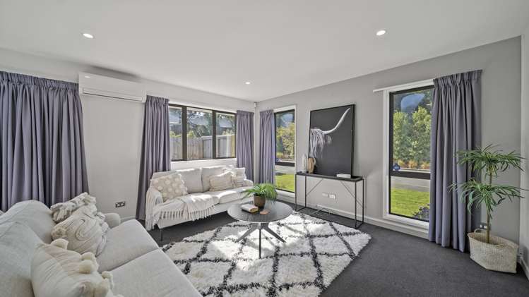 32 Robert Duncan Road Belfast_9