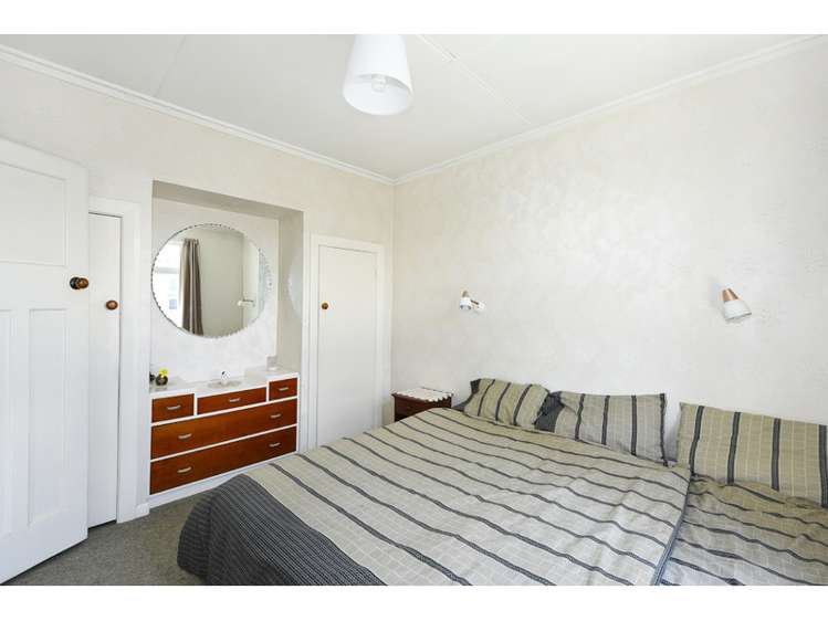 18 Emano Street Toi Toi_12