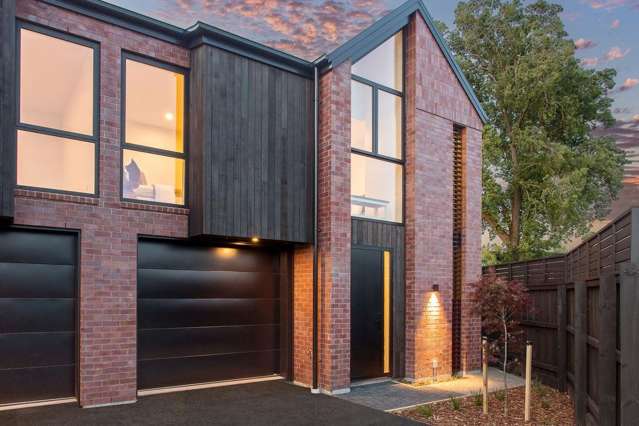 Show-Stopping Urban Style