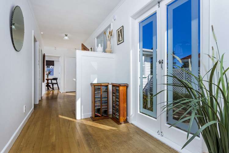 553 Richardson Road Mount Roskill_24