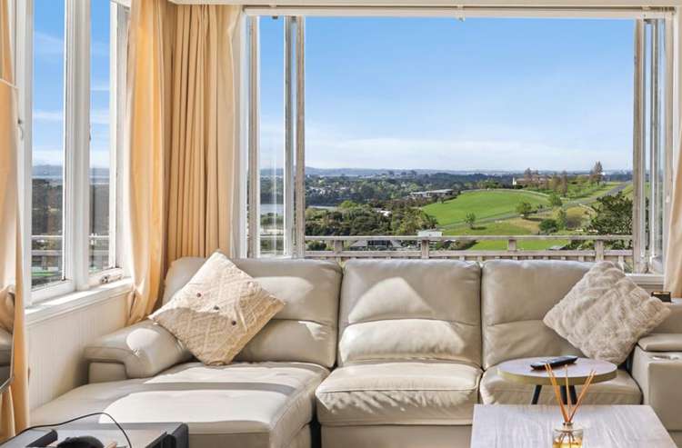 733B Ridge Road Riverhead_8