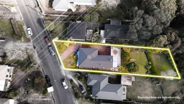 11 Eaton Road Hillsborough_16
