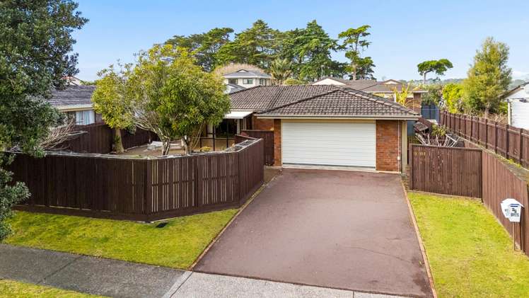 86 Carnoustie Drive Wattle Downs_16