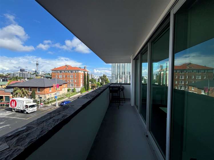 1A/112 Parnell Road Parnell_7