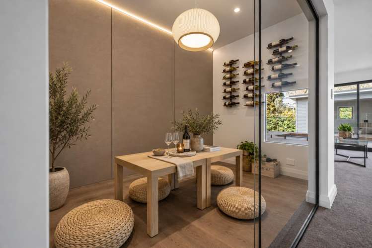 64 Codrington Cresent_4