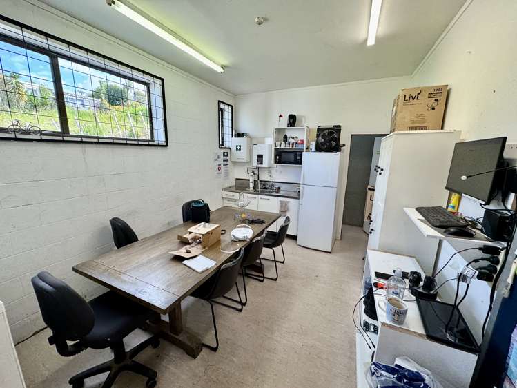 12 Arklow Lane Stanmore Bay_11