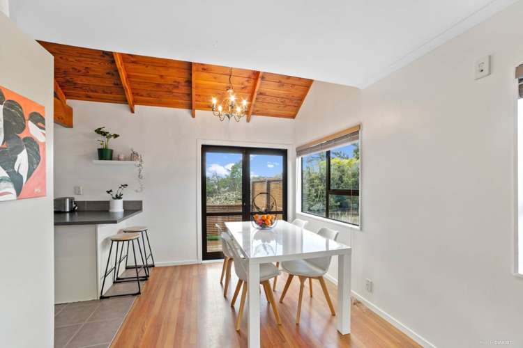 2/65 Lancaster Road Beach Haven_4