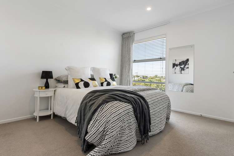 10 Tyler Davies Drive Red Beach_14