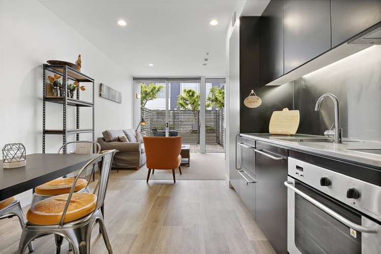 106/22 Fisher-Point Drive Auckland Central_9