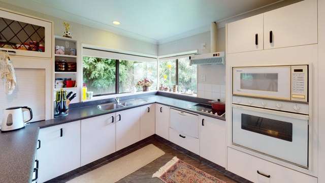 88 Churchill Avenue 2138_1