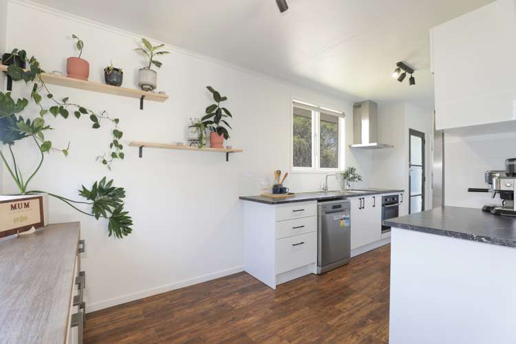 298 Clayton Road Pukehangi_5