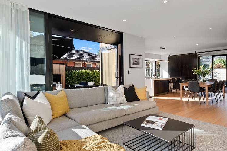 805a River Road Chartwell_5