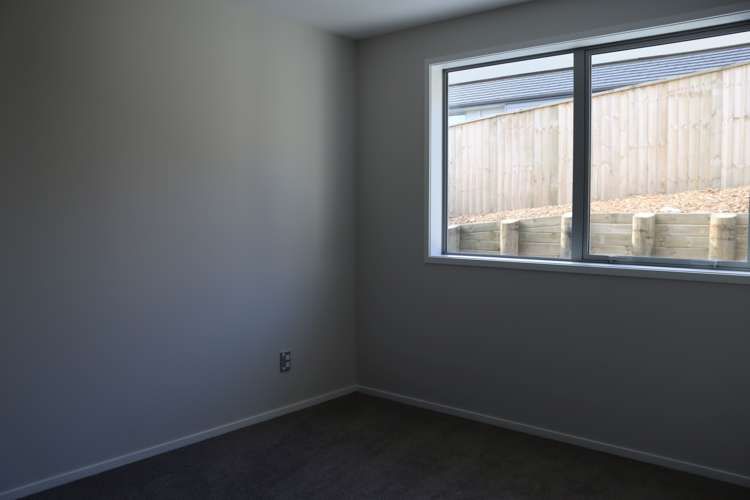 65 Leathem Crescent Pokeno_14