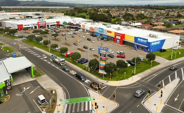Bulk retail centre in Mt Maunganui