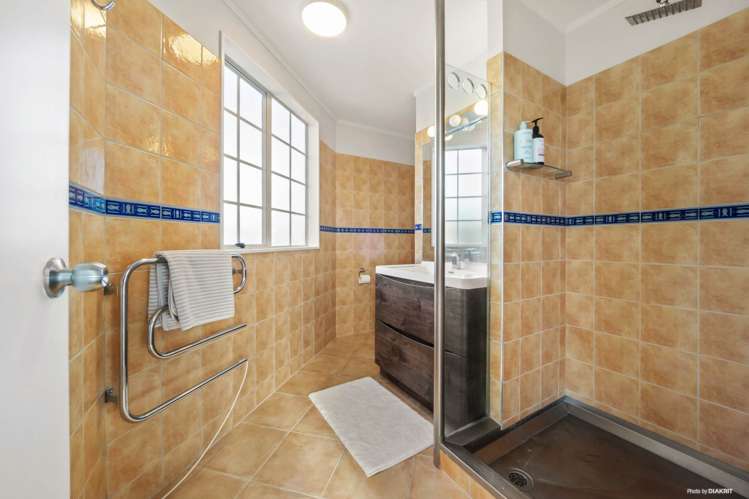 205 Luckens Road West Harbour_13