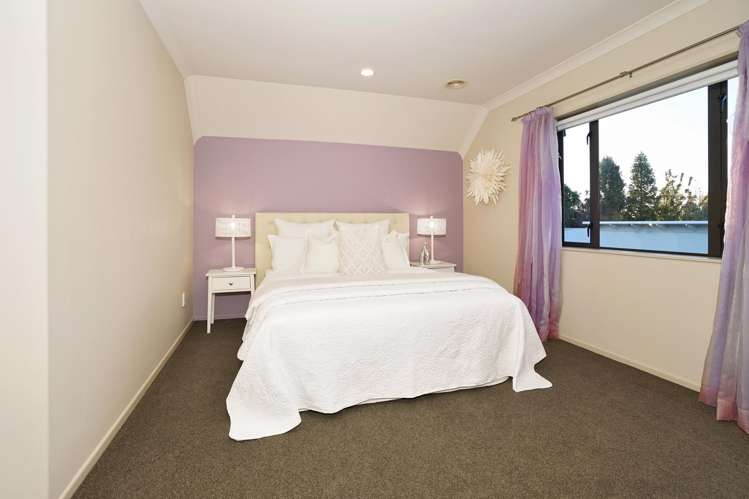 62 Saint James Drive Huntington_10