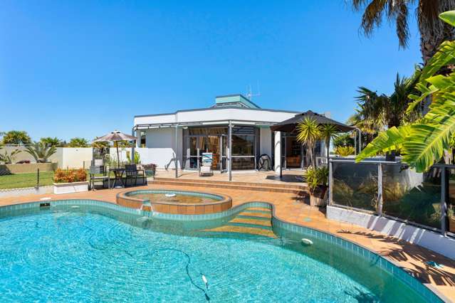 A self-sustaining lifestyle retreat