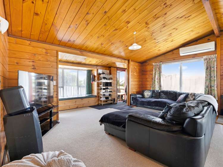 23 Awatapu Drive Whakatane_13