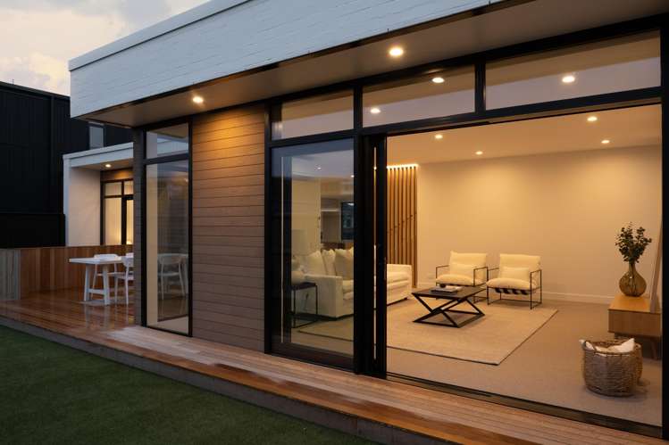 25 and 27 Blackmore Place Springlands_15
