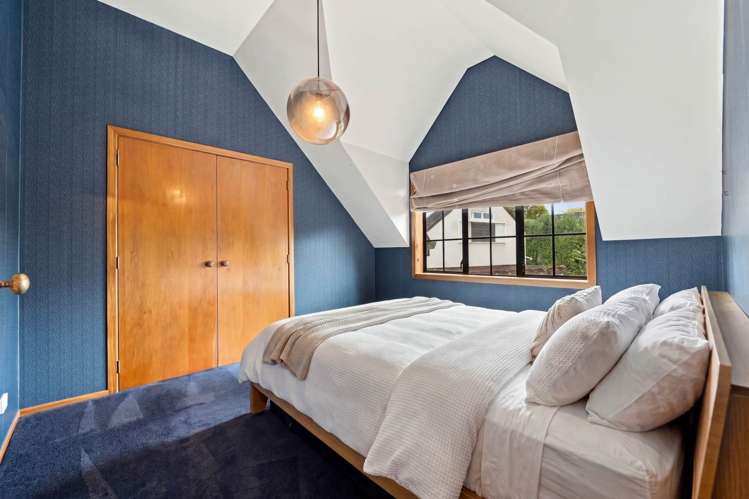 36 Oakwood Grove Eastern Beach_13