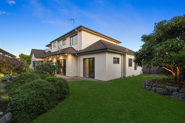 2 Keswick Crescent Huntington_24