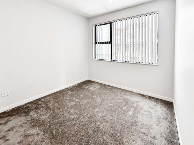 22 Heketara Way Massey_7