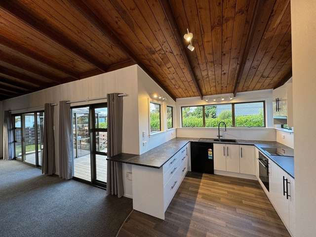 285a Royal Road Massey_2