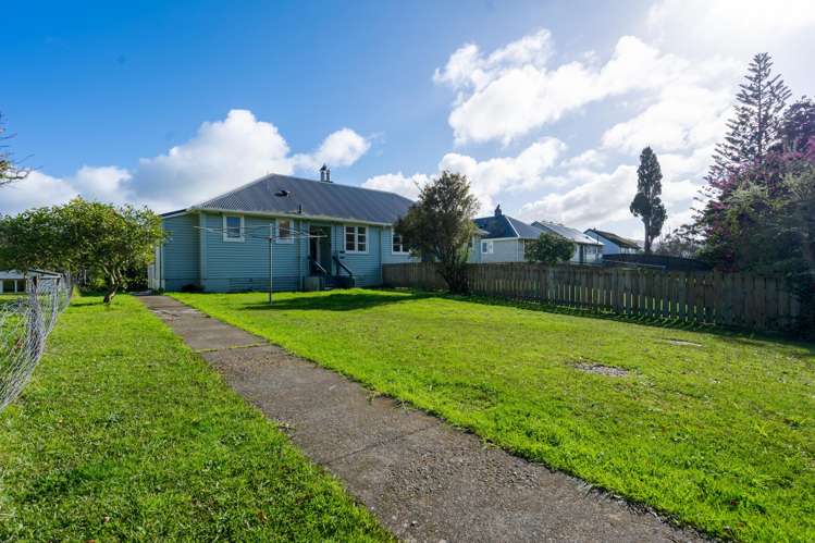 12, 14, 16, 18, 20, 22 Mill Road Kawakawa_24
