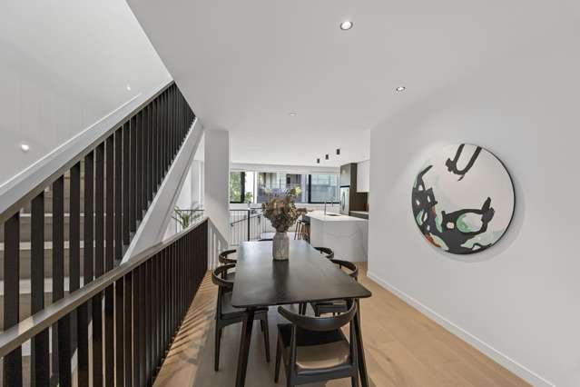 2/8 Vinegar Lane Grey Lynn_2