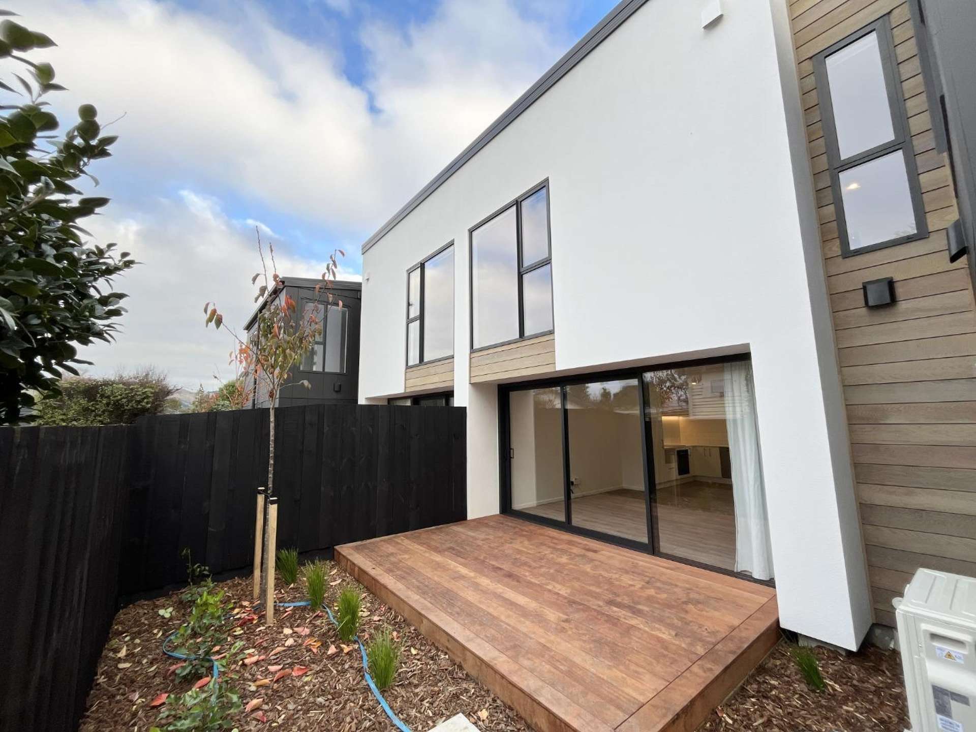 2/26 Sydney Street 10222_0