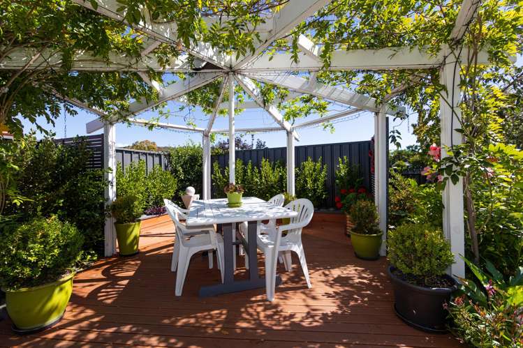 38 Kensington Drive Taradale_9