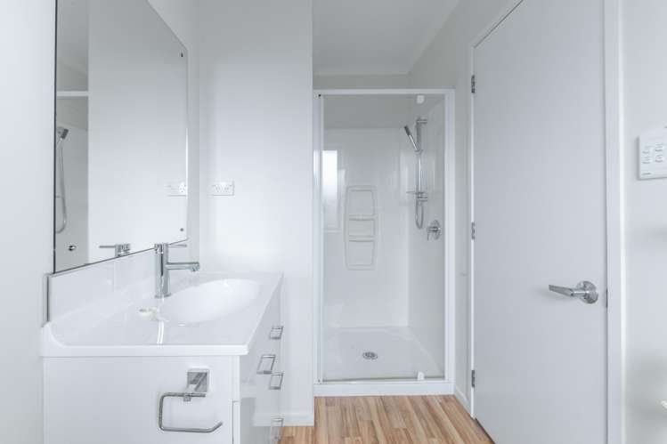 72 Pages Road Linwood_19