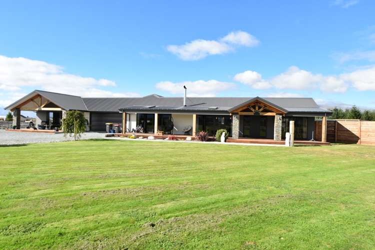 35 The Drive Twizel_18