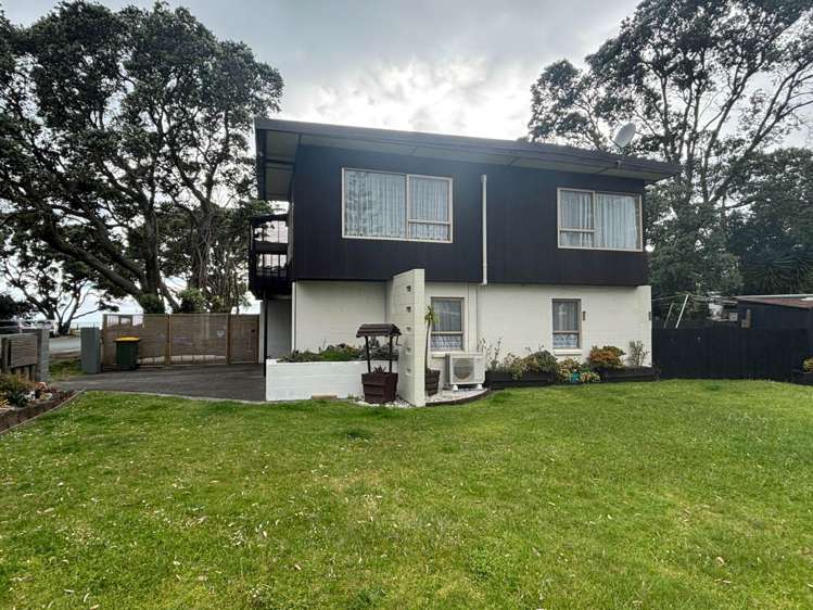 1/2 Marine View Orewa_12