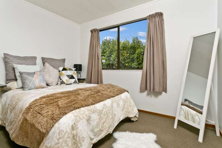 2 Hewlett Road Massey_4