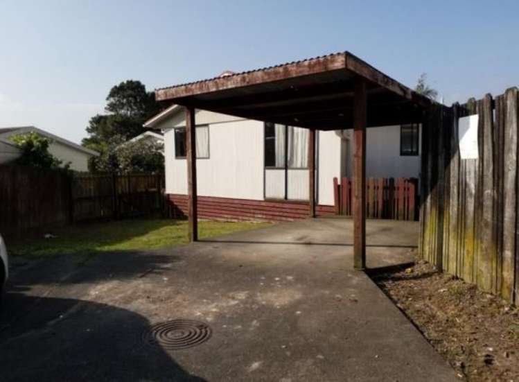 1/15 Starforth Place Henderson_1