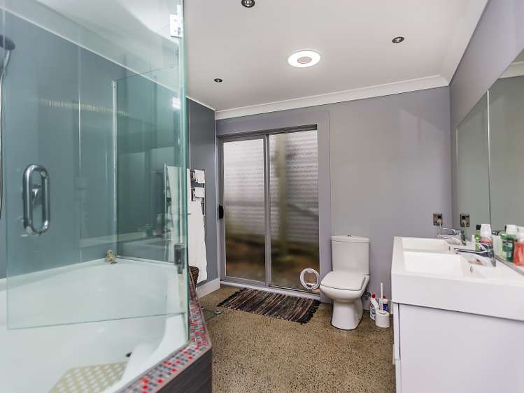 22b Drummond Crescent Kelson_12