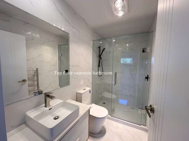 C/15 Blenheim Street Glenfield_13