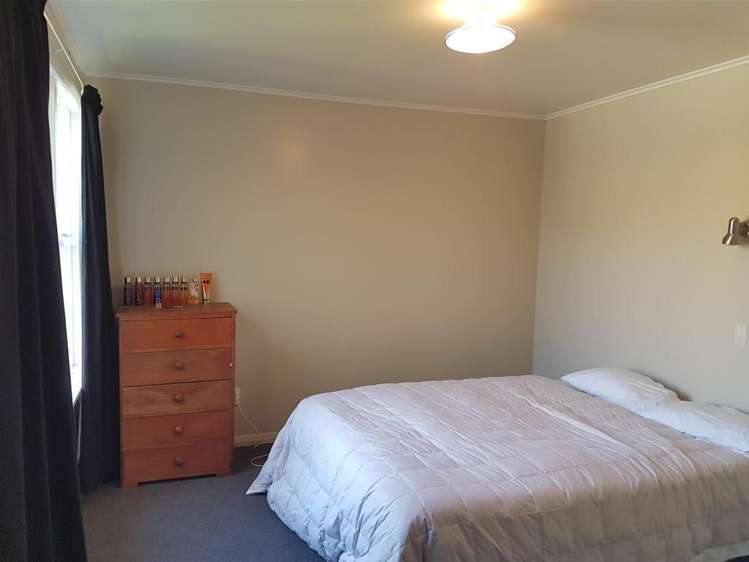 383 Yaldhurst Road Russley_10