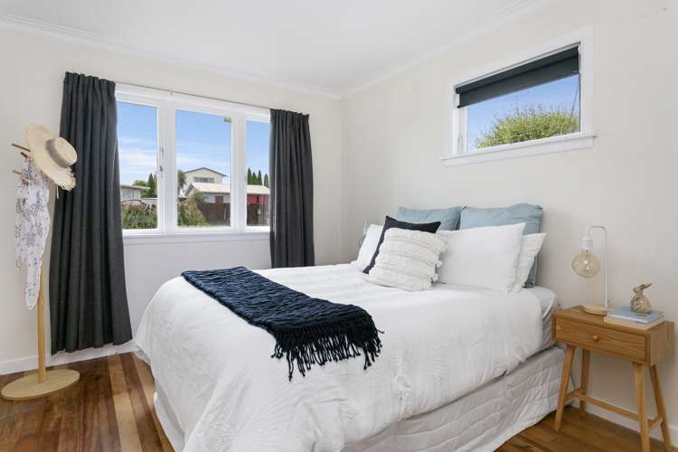 2/45 Laughton Street Taupo_13