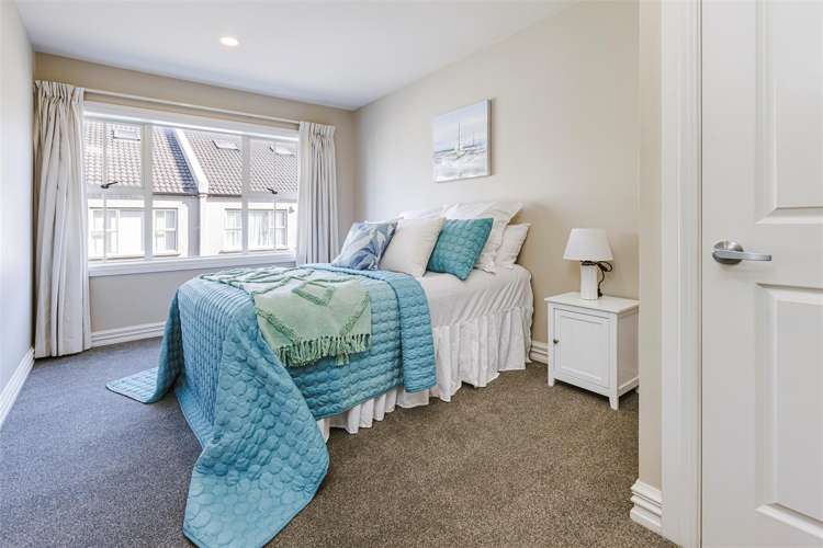 10 Leneford Drive East Tamaki_16