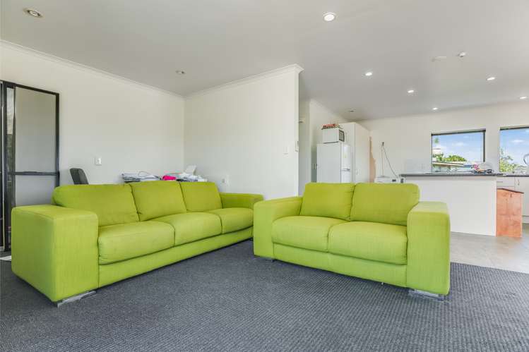 16 Erua Road Ostend_5