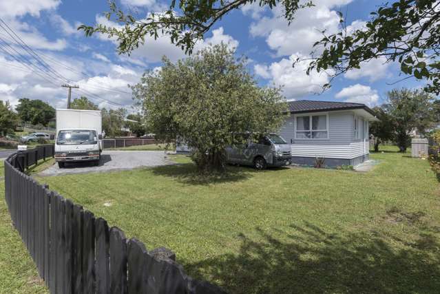 17 Blampied Road Otara_3