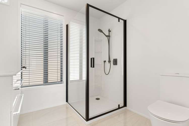 33 Marine Corps Drive Solway_11