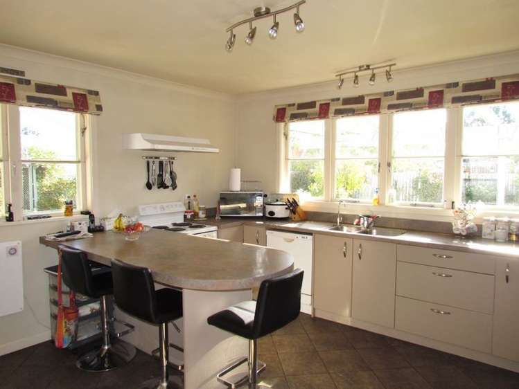 25 Vivian Street Solway_2