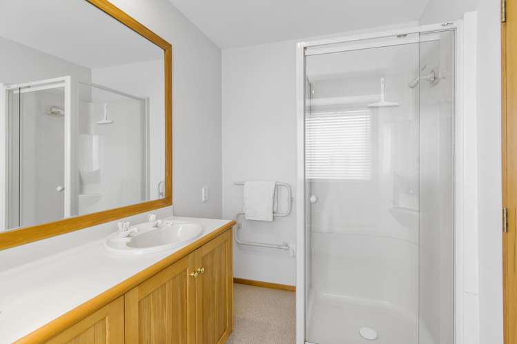 36 Temple Crescent Gleniti_19