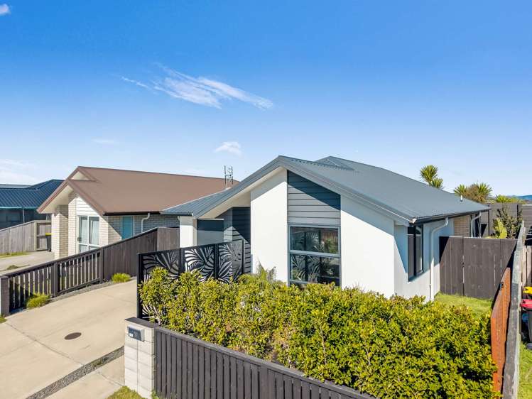 58 Union Drive_0