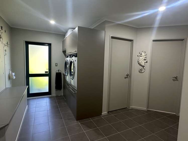 84 Wilcox Road Seaward Bush_12